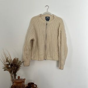 Rey Wear Hand Knitted Zip-Up Off White Sweater